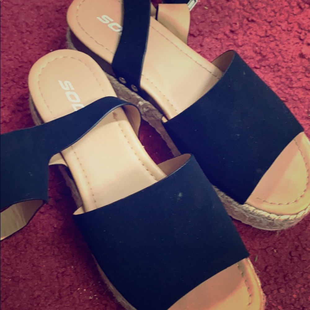 Awesome Espadrille style sandal